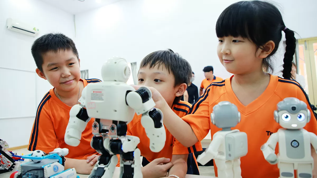 Tesla tuyển sinh chương trình Tú tài Quốc tế IB